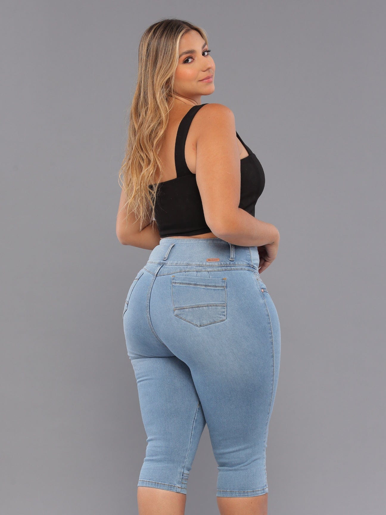 Luna Butt Lift Capri Jeans 14211