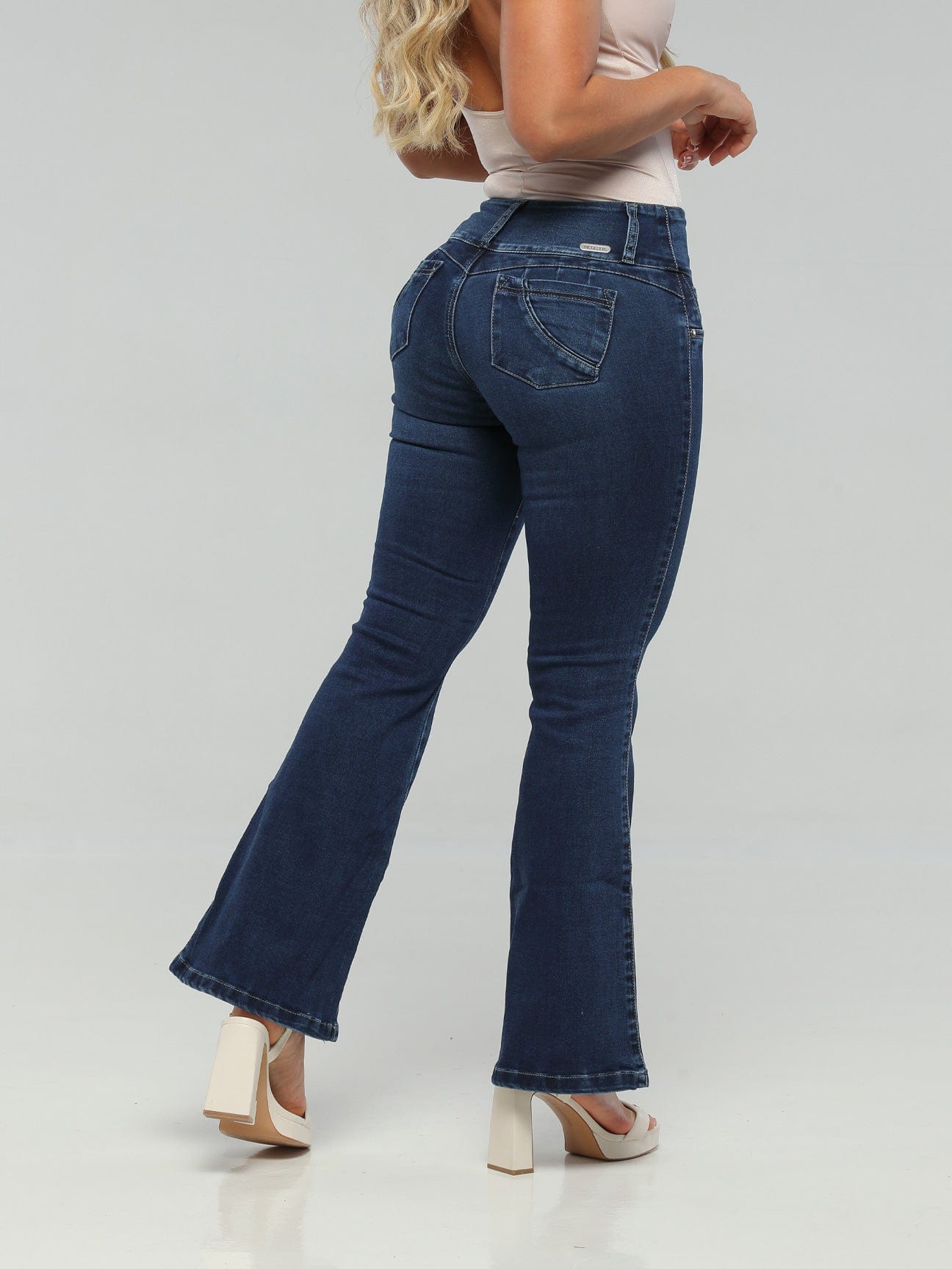 Apple Butt Lift Jeans 15163