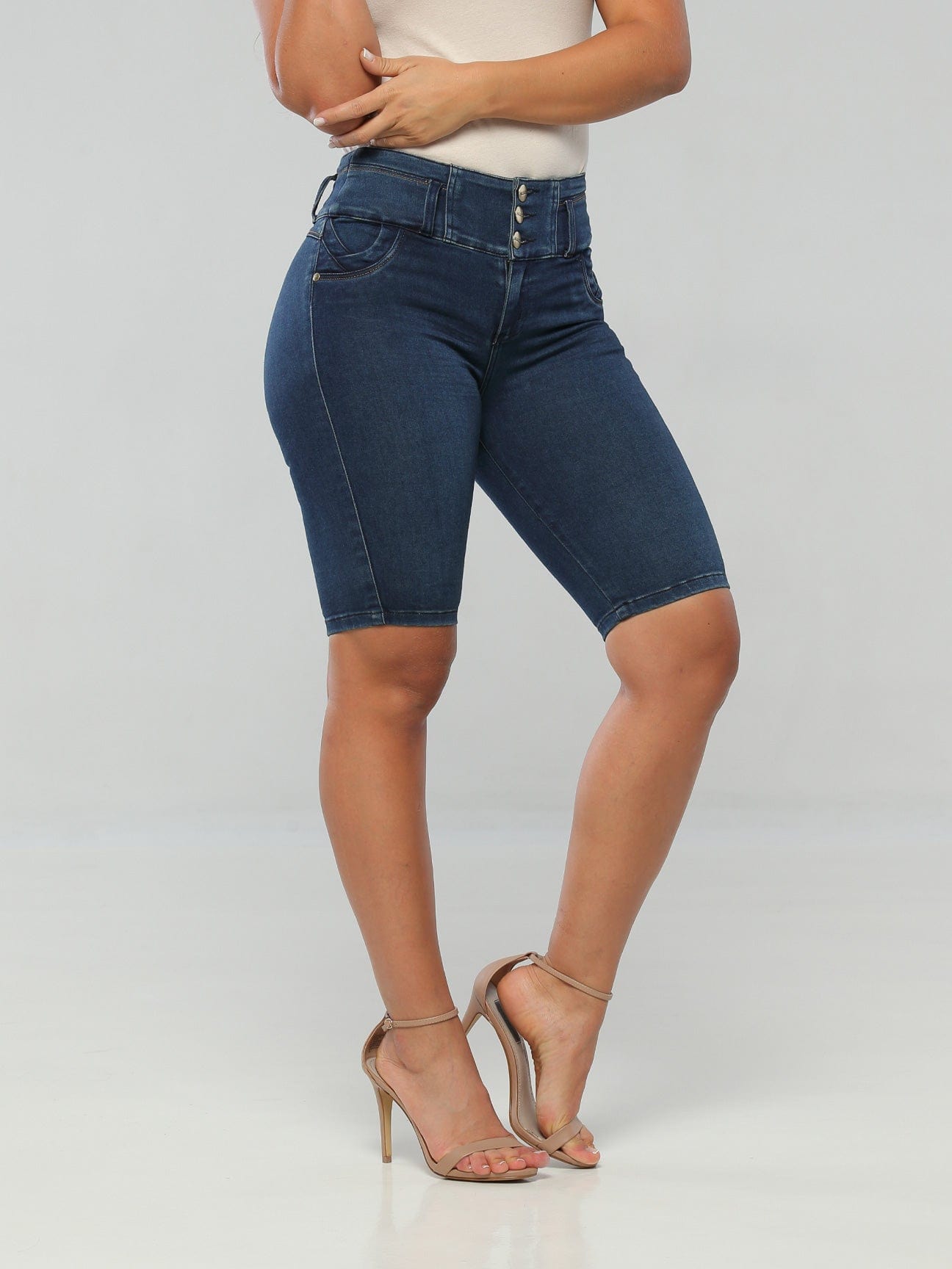 June Butt Lift Capri 15490