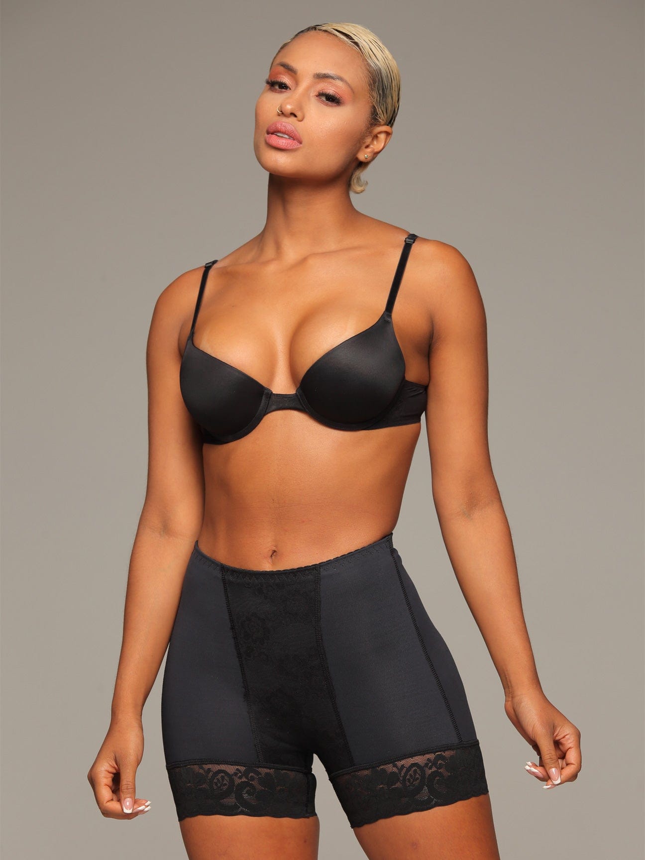 Levantador de glúteos de control de abdomen de gran altura 8044