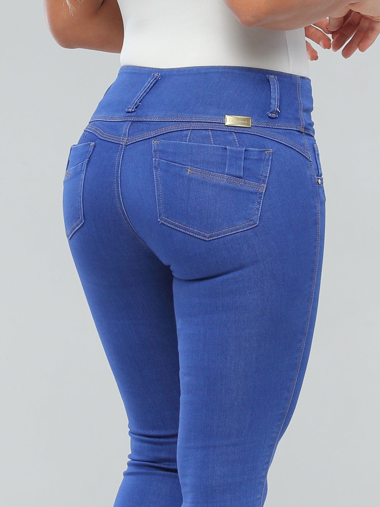 Angela Butt Lift Jeans CB4010