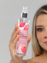 Colombiana Clean & Refresh antibacterial spray for shapewear and fajas, apple fragrance, 8 fl oz bottle