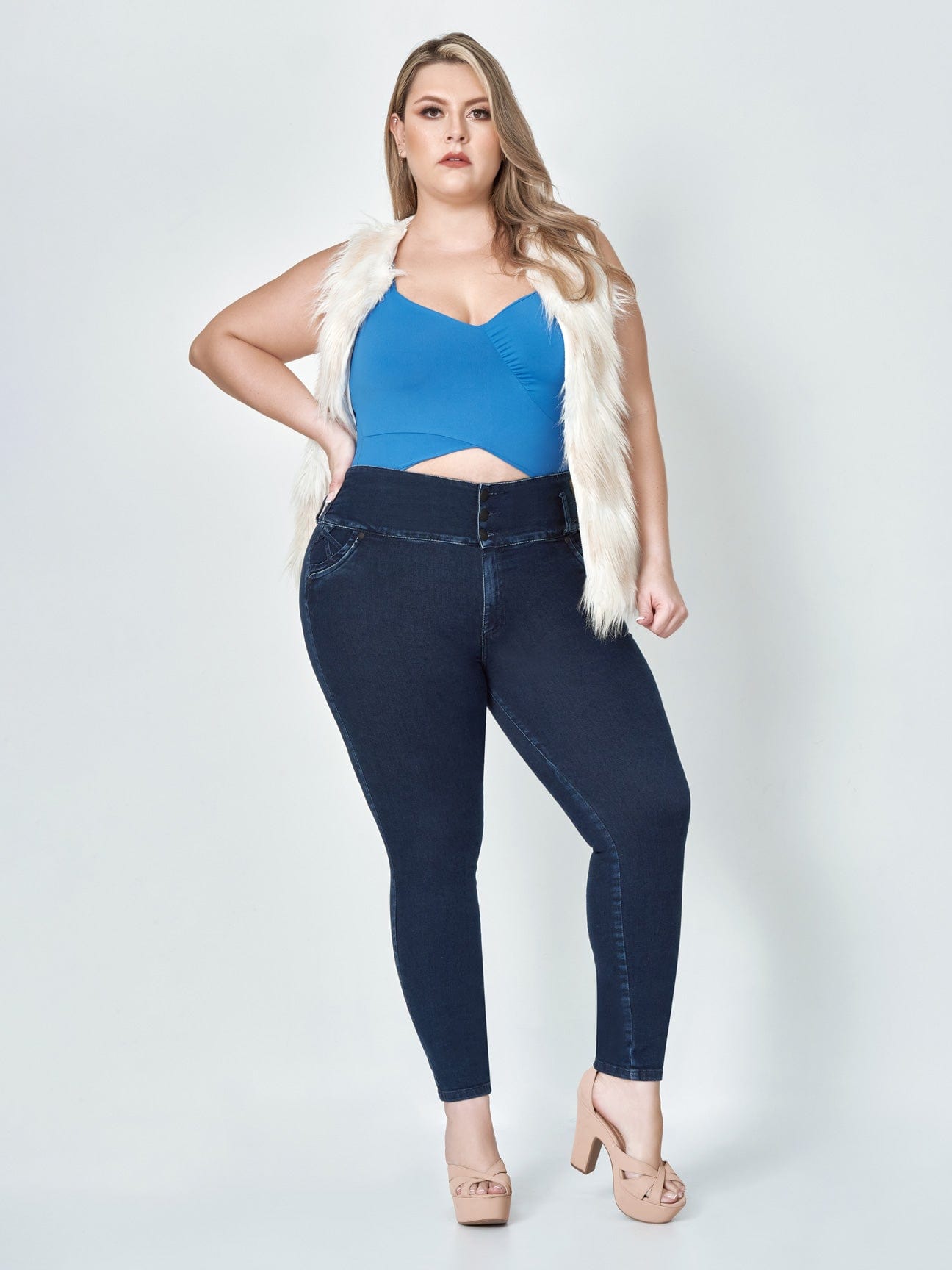 Carmen Tummy Control Jeans full body front view plus sized model.