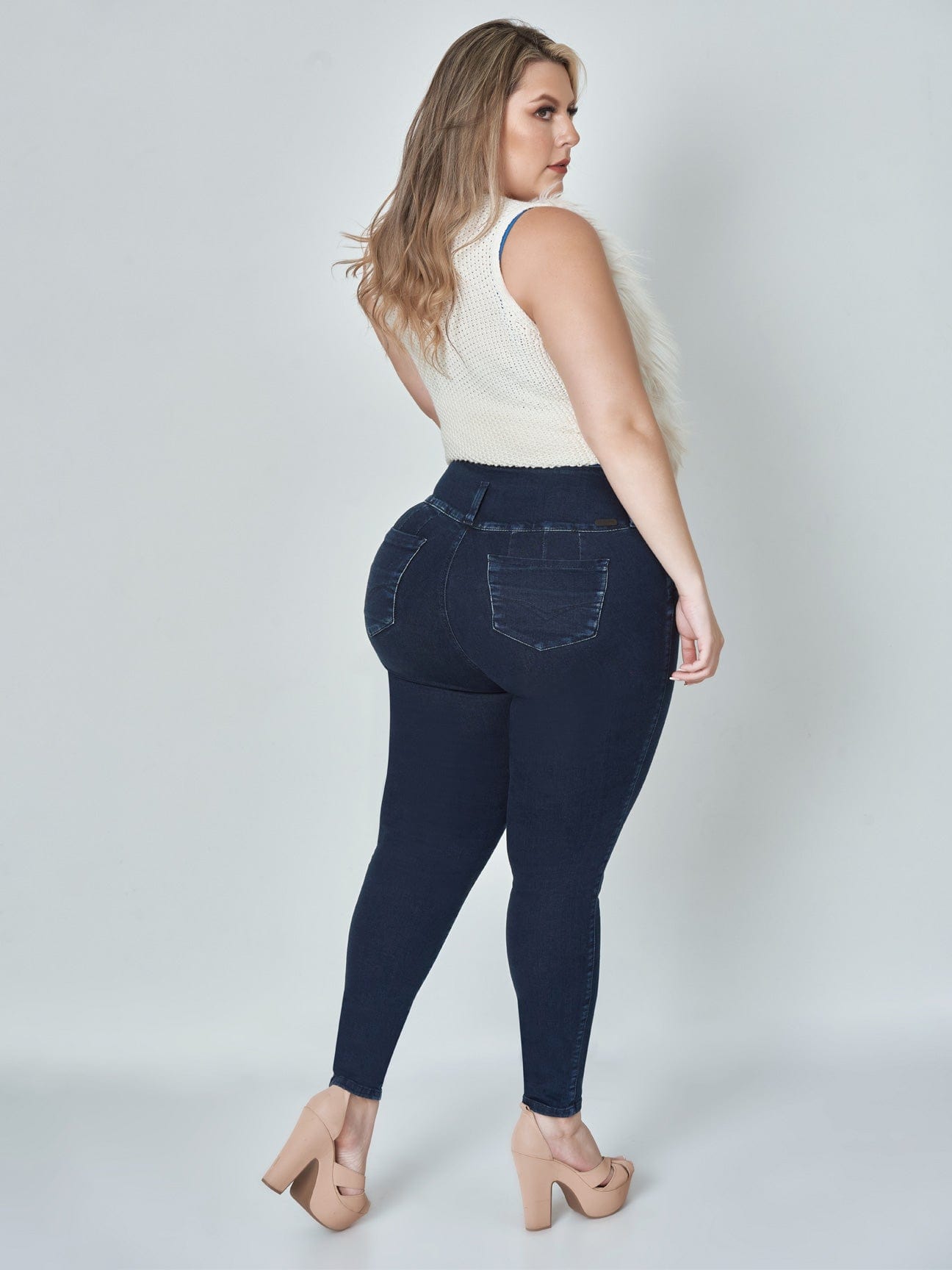 Carmen Tummy Control Jeans full body back view plus sized model.