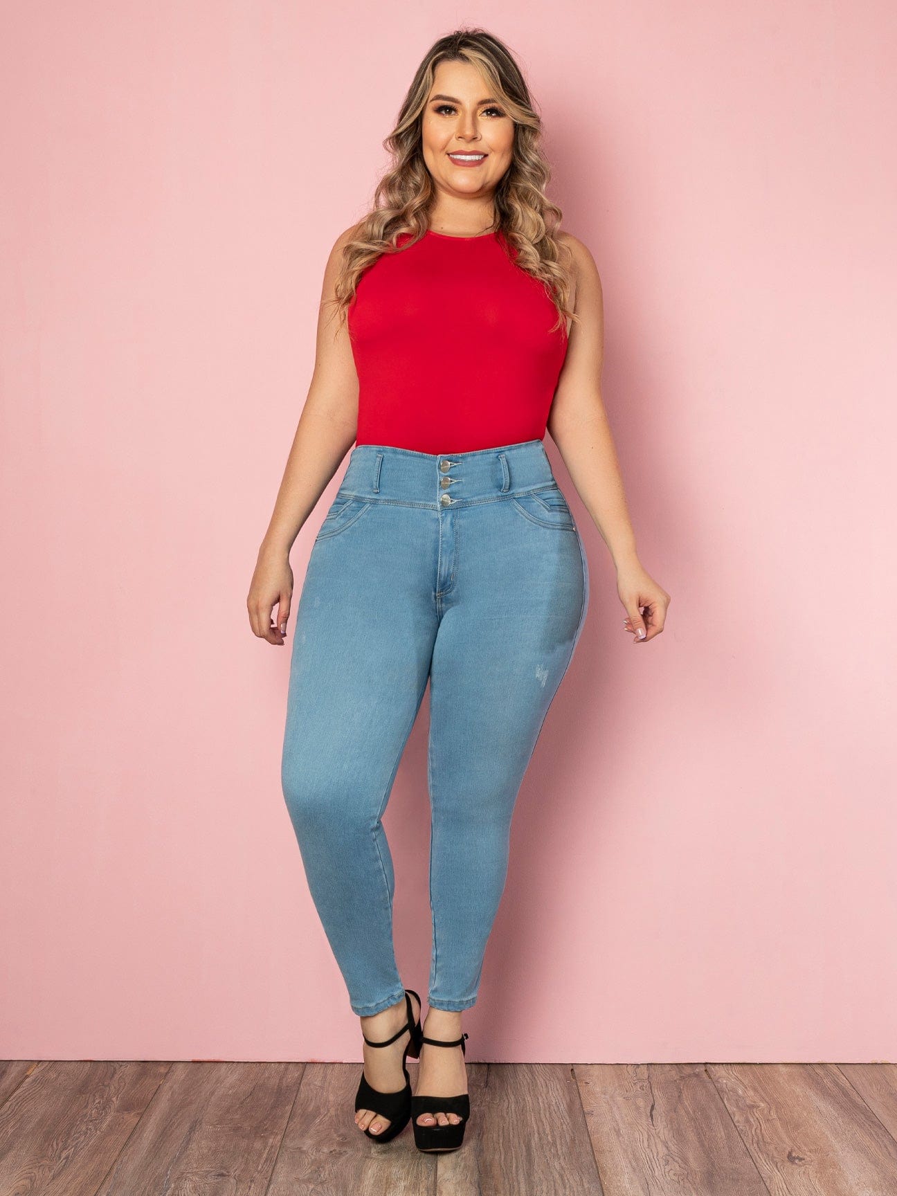 Kari Butt Lift Skinny Jeans full front view with plus sized model.