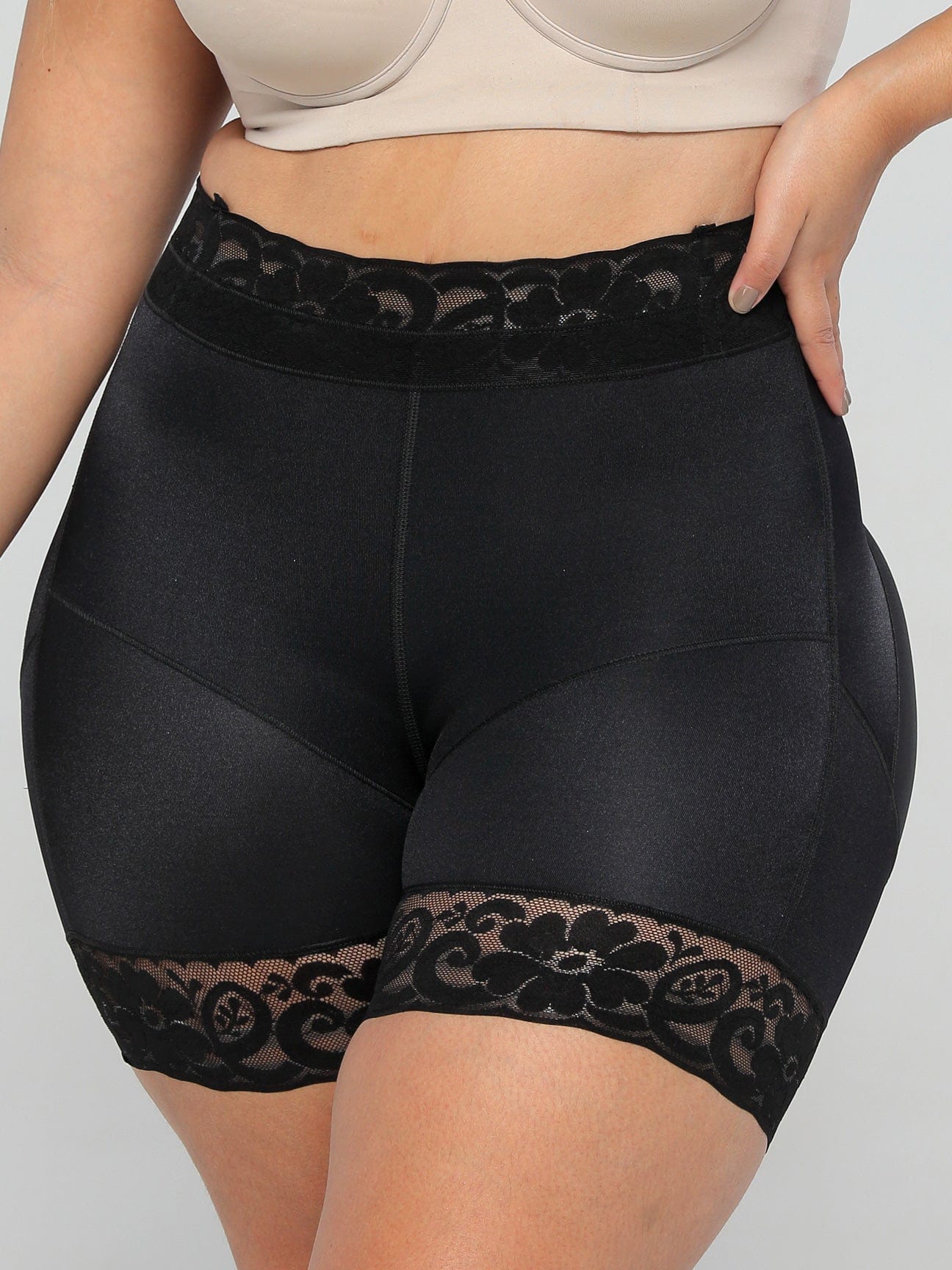 Pantalones cortos de levantamiento de cintura alta con elevación natural NS002